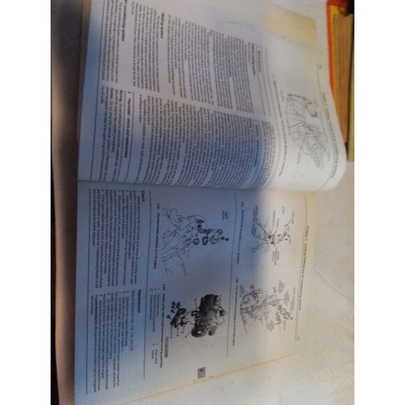Cadillac Haynes‎ 1970-1990 Repair Manual Rear Wheel Drive, Mechanic Reference - Picture 3 of 4